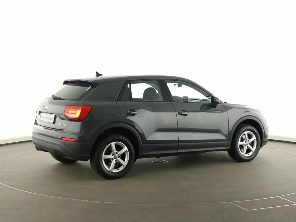 Audi Q2 1.5 TFSI S-tronic  Navi ACC Kamera Alufelgen 05/2019-photo-6