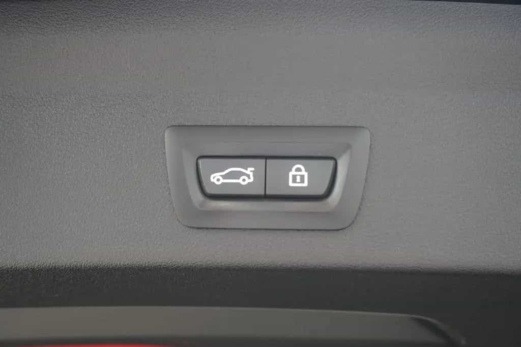 BMW 118 i M Sport Aut. LED Navi Sitzheizung PDC 01/2020-photo-13