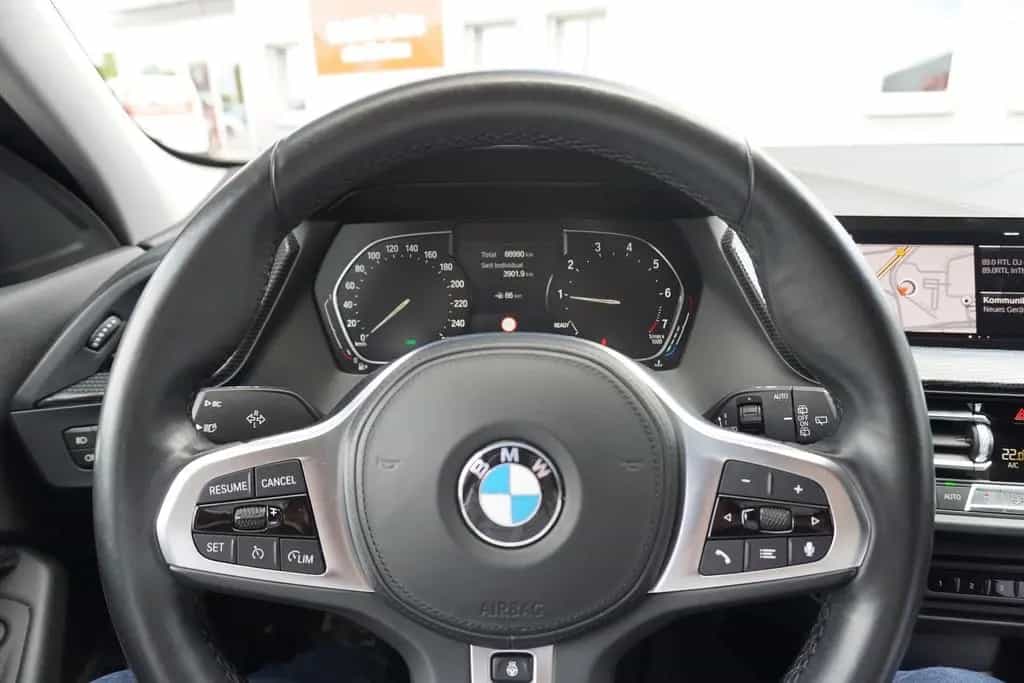 BMW 118 i M Sport Aut. LED Navi Sitzheizung PDC 01/2020-photo-21