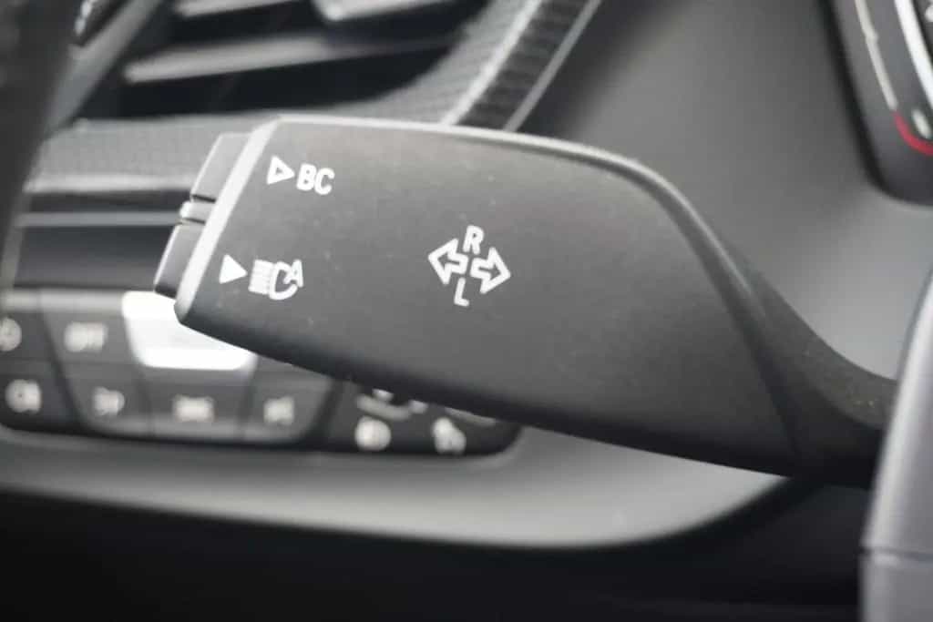 BMW 118 i M Sport Aut. LED Navi Sitzheizung PDC 01/2020-photo-25