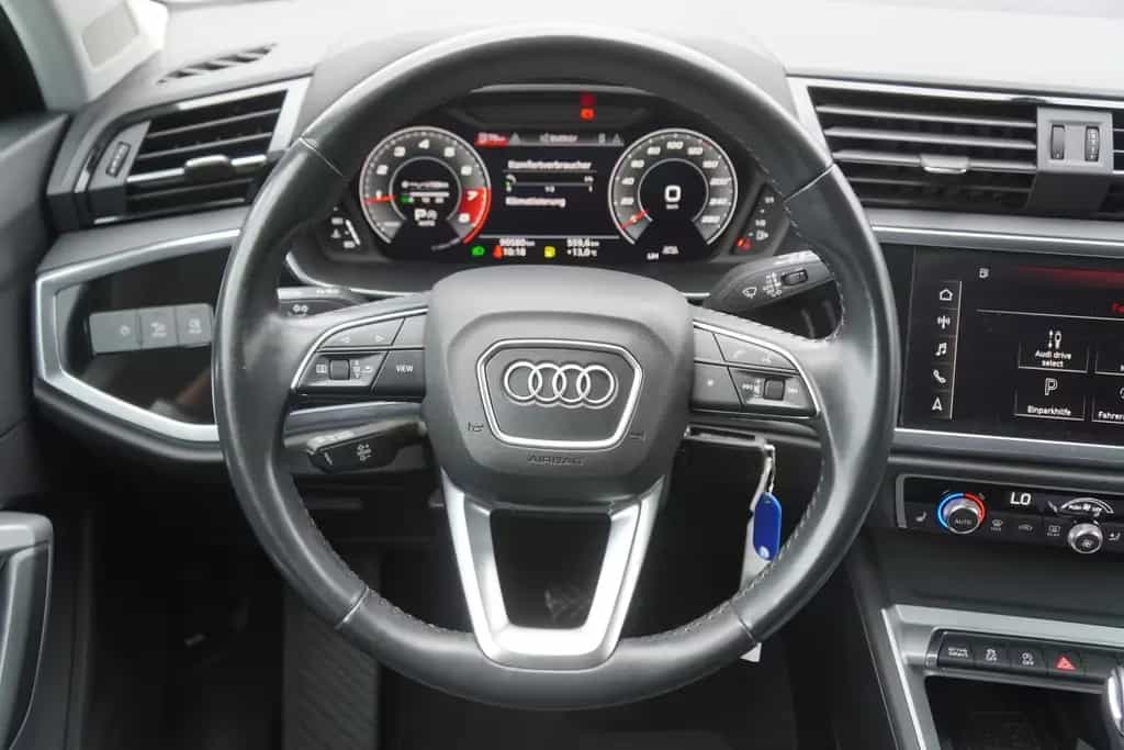 Audi Q3 45 2.0 TFSI quattro S line Matrix Navi DAB 08/2019-photo-14