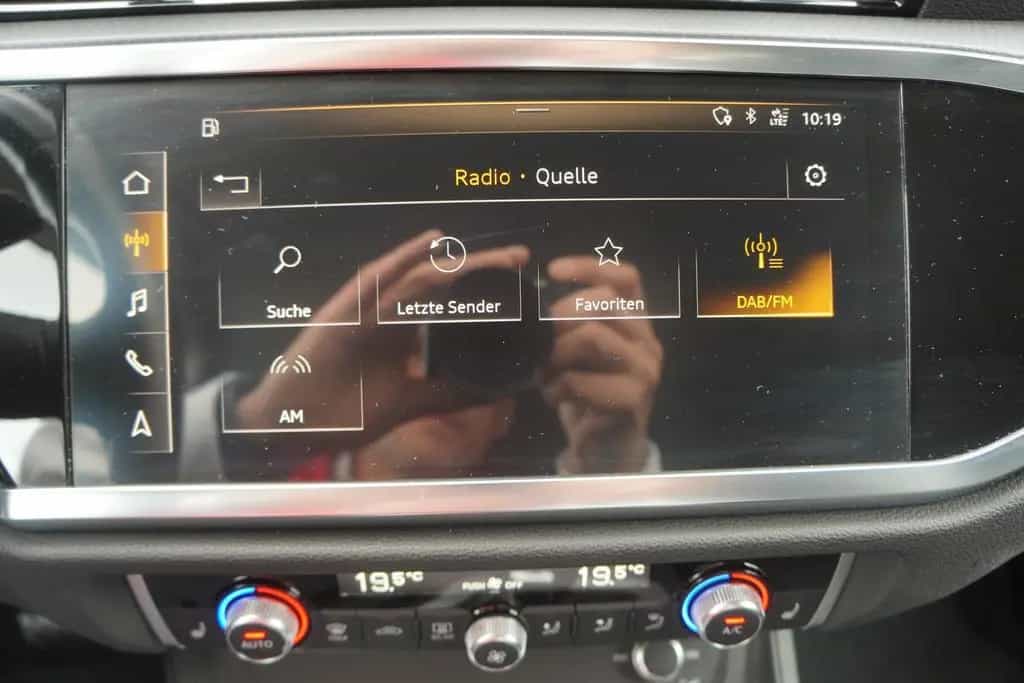 Audi Q3 45 2.0 TFSI quattro S line Matrix Navi DAB 08/2019-photo-28