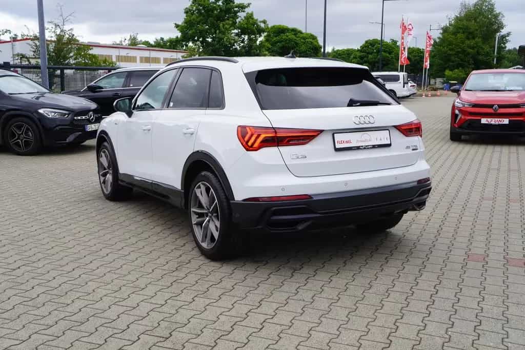 Audi Q3 45 2.0 TFSI quattro S line Matrix Navi DAB 08/2019-photo-3