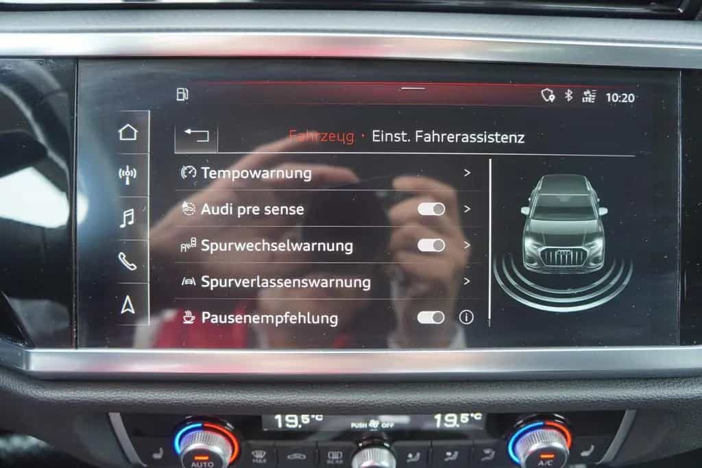 Audi Q3 45 2.0 TFSI quattro S line Matrix Navi DAB 08/2019-photo-32