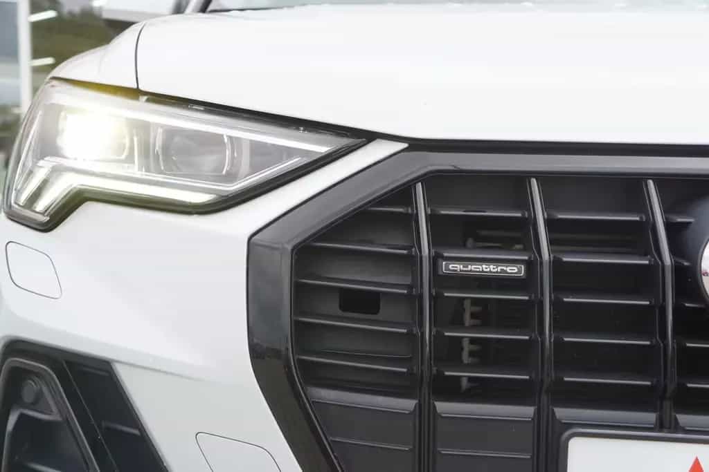 Audi Q3 45 2.0 TFSI quattro S line Matrix Navi DAB 08/2019-photo-9