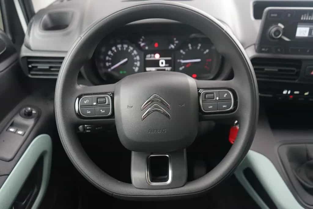 Citroën Berlingo 1.2 12V Klimaaut. Sitzheizung Tempomat 01/2020-photo-12