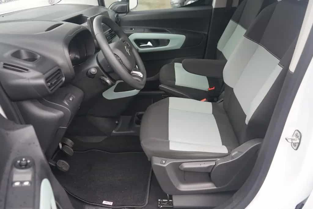 Citroën Berlingo 1.2 12V Klimaaut. Sitzheizung Tempomat 01/2020-photo-20
