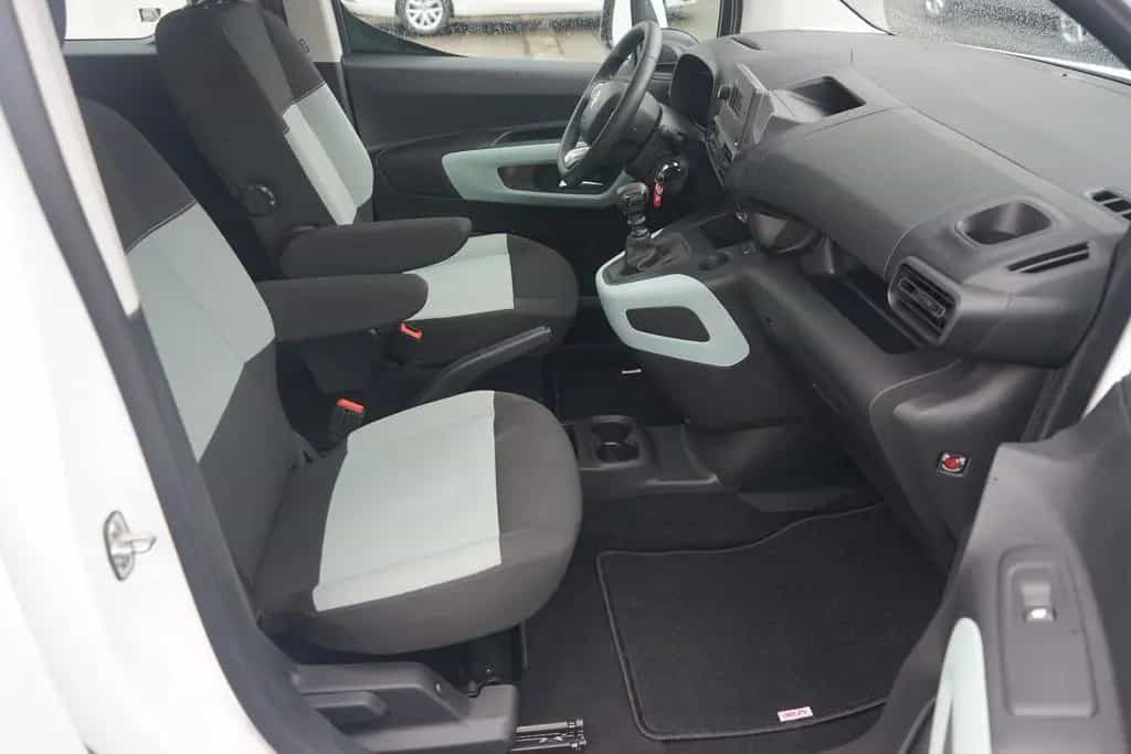 Citroën Berlingo 1.2 12V Klimaaut. Sitzheizung Tempomat 01/2020-photo-22