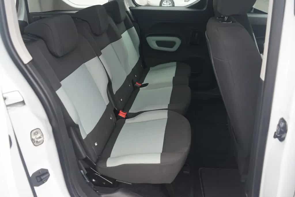 Citroën Berlingo 1.2 12V Klimaaut. Sitzheizung Tempomat 01/2020-photo-23