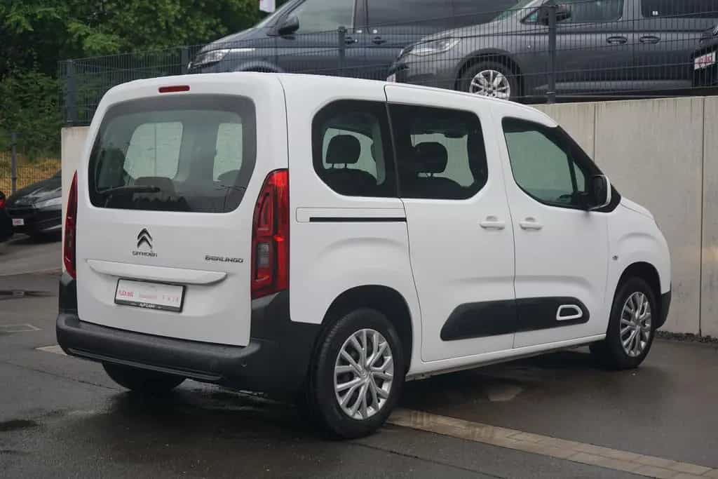 Citroën Berlingo 1.2 12V Klimaaut. Sitzheizung Tempomat 01/2020-photo-4