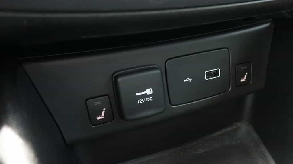 Fiat Tipo Limousine 1.4 Kamera PDC Bluetooth Tempomat 01/2020-photo-24
