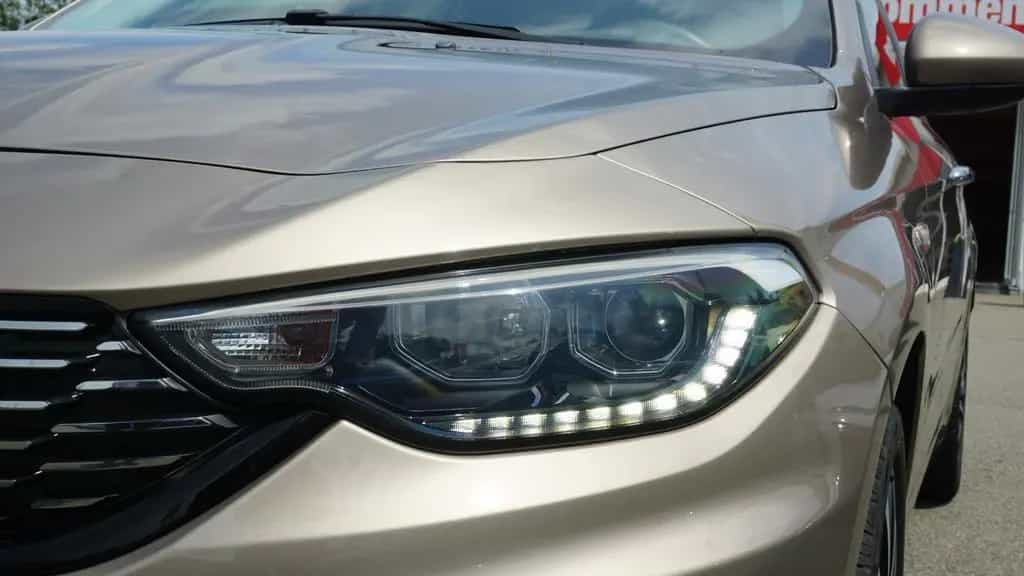 Fiat Tipo Limousine 1.4 Kamera PDC Bluetooth Tempomat 01/2020-photo-32