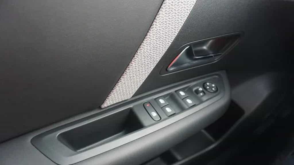 Citroën C4 Shine LED Navi Head-Up Android Apple Kamera 03/2024-photo-23
