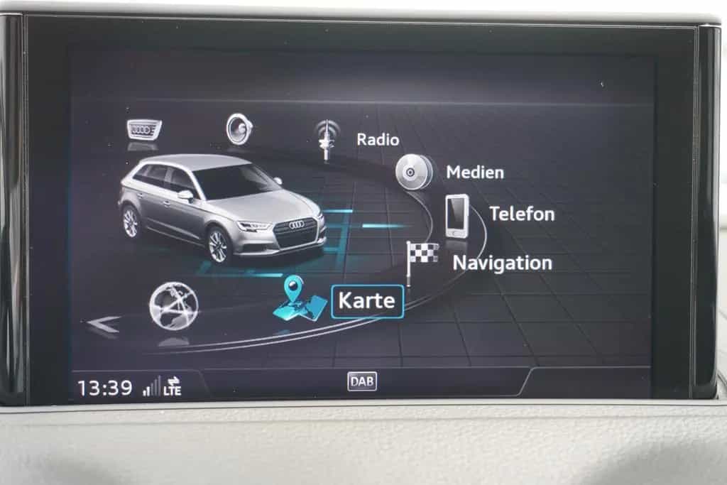 Audi A3 SB 1.5 TFSI S-Line LED Navi Virtual Cockpit 11/2018-photo-26