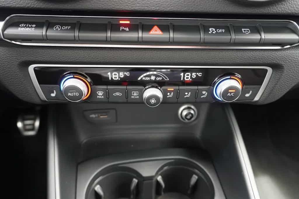 Audi A3 SB 1.5 TFSI S-Line LED Navi Virtual Cockpit 11/2018-photo-29