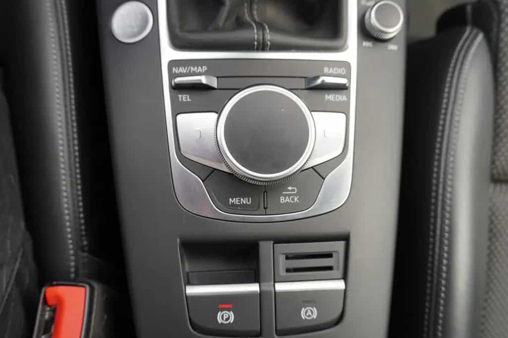 Audi A3 SB 1.5 TFSI S-Line LED Navi Virtual Cockpit 11/2018-photo-30