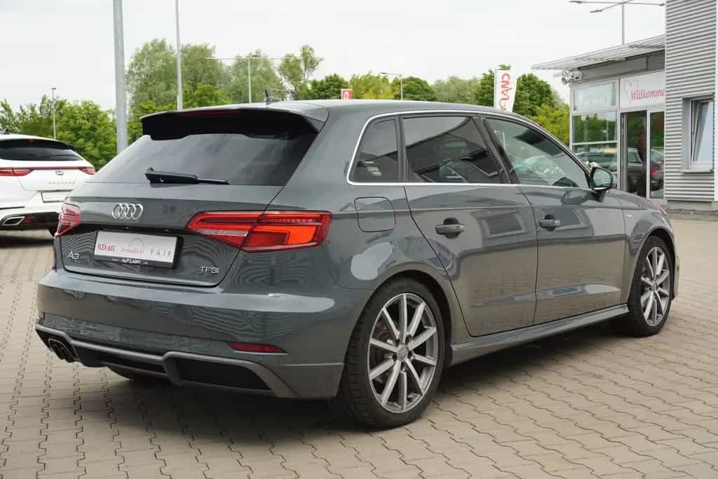 Audi A3 SB 1.5 TFSI S-Line LED Navi Virtual Cockpit 11/2018-photo-5