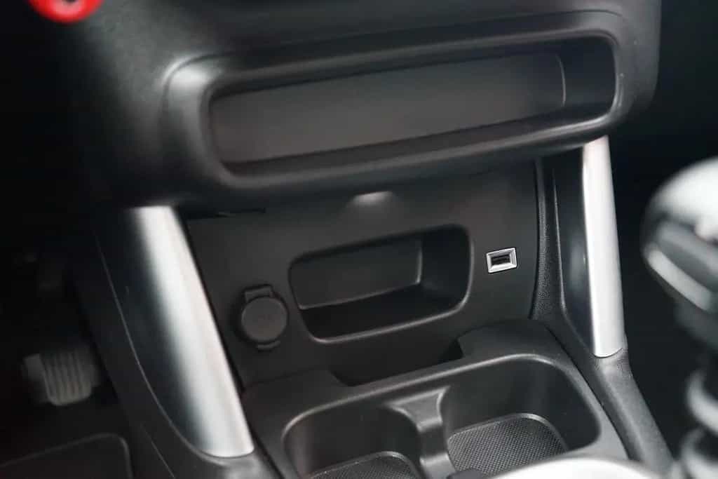 Citroën C3 Aircross PureTech110 Sitzheizung Tempomat DAB 06/2021-photo-16