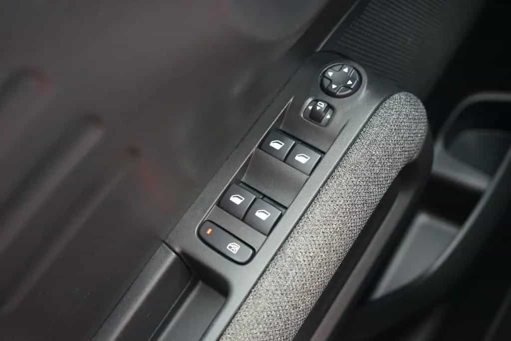 Citroën C3 Aircross PureTech110 Sitzheizung Tempomat DAB 06/2021-photo-27
