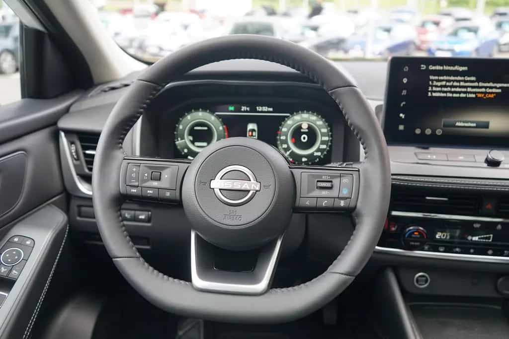 Nissan Qashqai N-Connecta+ 1.3 Dig-T Matrix ACC Navi Pa 03/2026-photo-23