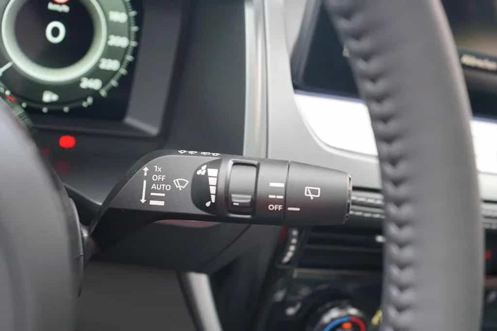 Nissan Qashqai N-Connecta+ 1.3 Dig-T Matrix ACC Navi Pa 03/2026-photo-27
