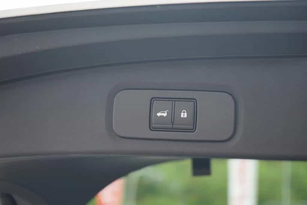 Nissan Qashqai N-Connecta+ 1.3 Dig-T Matrix ACC Navi Pa 03/2026-photo-36