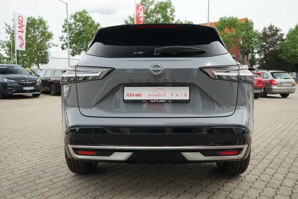 Nissan Qashqai Tekna+ 1.3 Dig-T Aut. Matrix ACC Navi 03/2026-photo-17