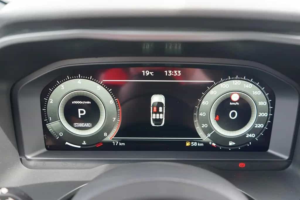 Nissan Qashqai Tekna+ 1.3 Dig-T Aut. Matrix ACC Navi 03/2026-photo-21