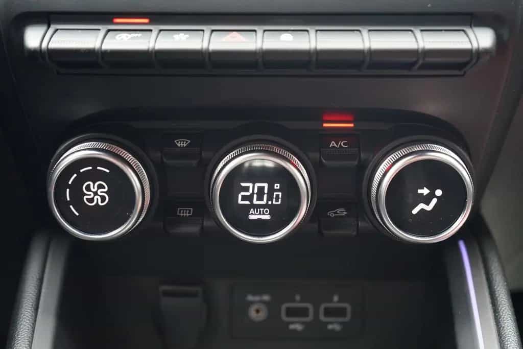 Renault Clio 1.0 TCE R.S. Line LED Navi Tempomat Kamera 09/2019-photo-17