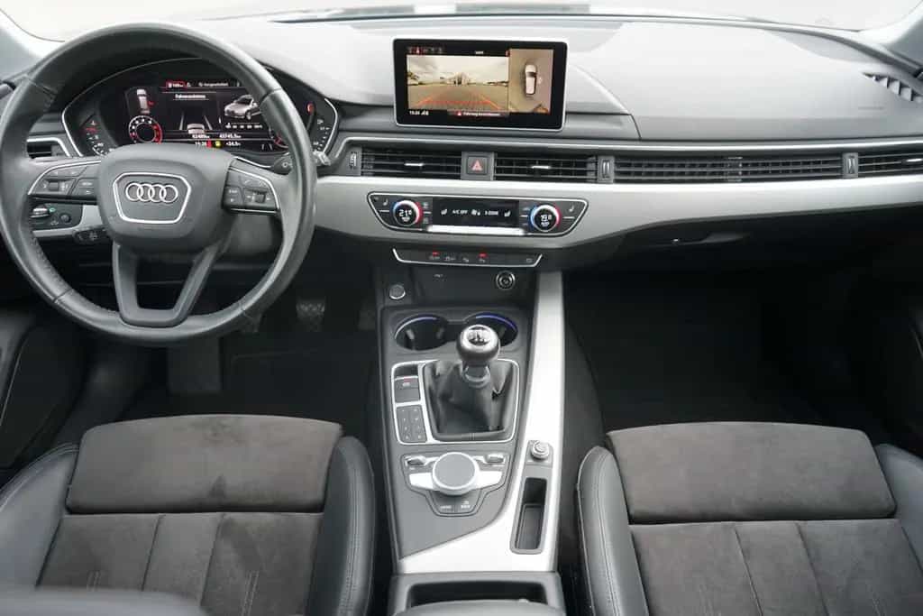 Audi A4 Avant 35 TFSI LED ACC 360° AHK Navi Panorama 02/2019-photo-13