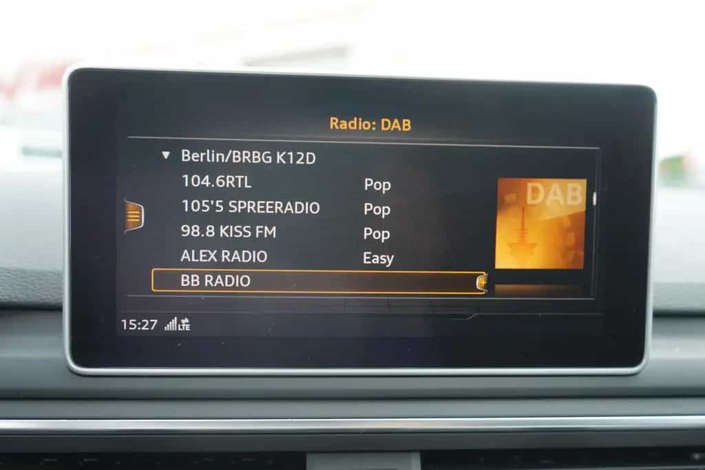 Audi A4 Avant 35 TFSI LED ACC 360° AHK Navi Panorama 02/2019-photo-26