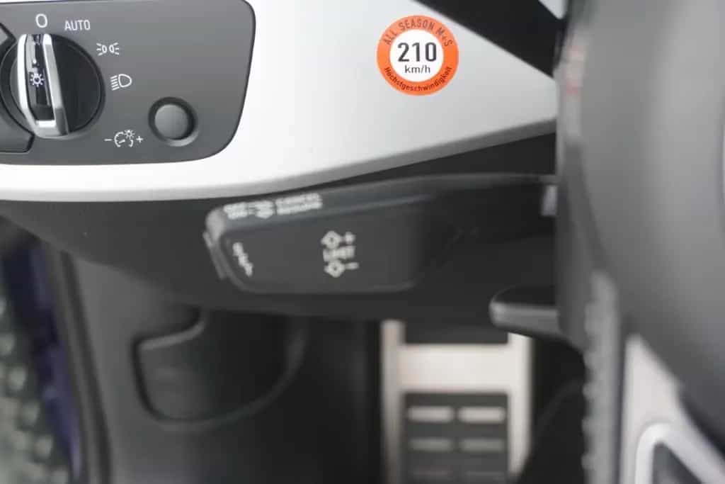 Audi A4 1.4 TFSI Avant S-Line Navi Kamera Sitzheizung 11/2017-photo-16