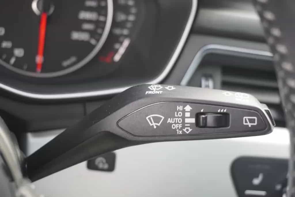 Audi A4 1.4 TFSI Avant S-Line Navi Kamera Sitzheizung 11/2017-photo-18