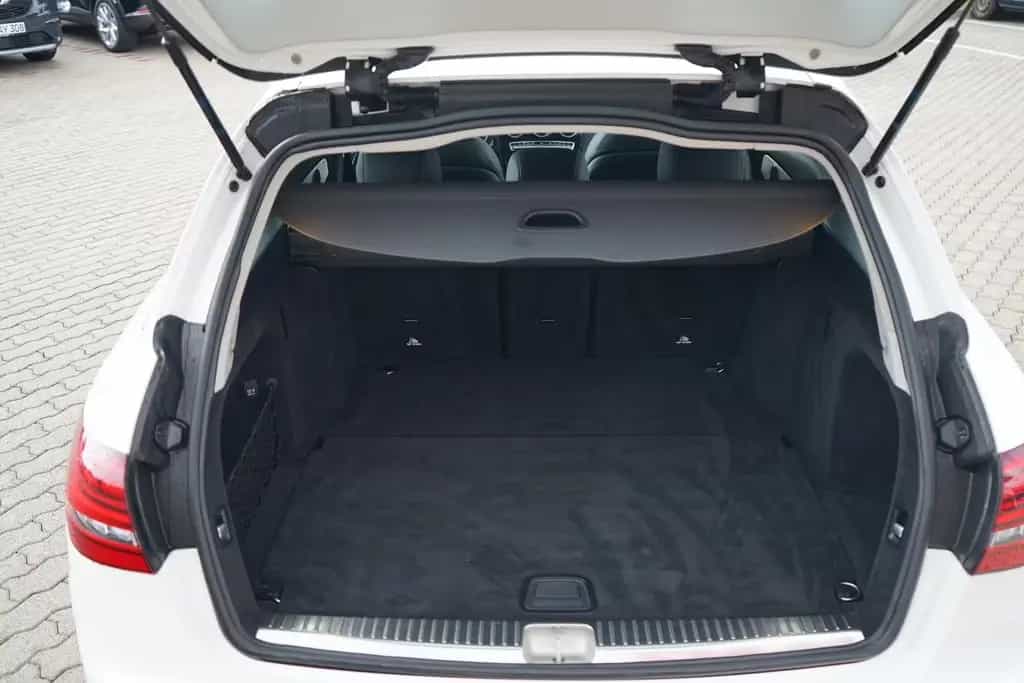 Mercedes-Benz C 200 C200 T-Modell  Avantgarde Aut. LED Navi Kamera 11/2019-photo-7