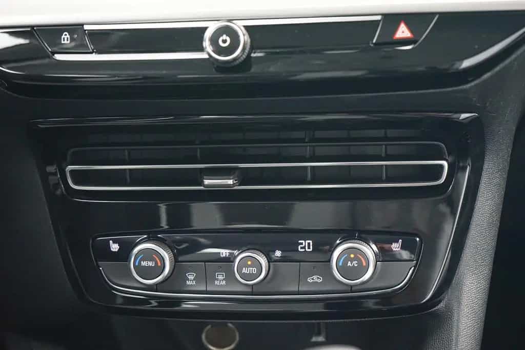 Opel Mokka 1.2 Elegance LED Navi Totwinkel Kamera 12/2021-photo-17