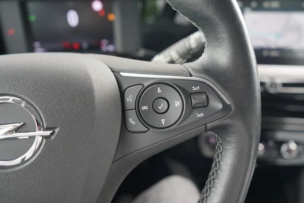 Opel Mokka 1.2 Elegance LED Navi Totwinkel Kamera 12/2021-photo-23