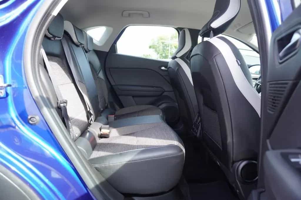 Renault Captur 1.3 TCE Intens LED Navi Sitzheizung DAB 09/2020-photo-14