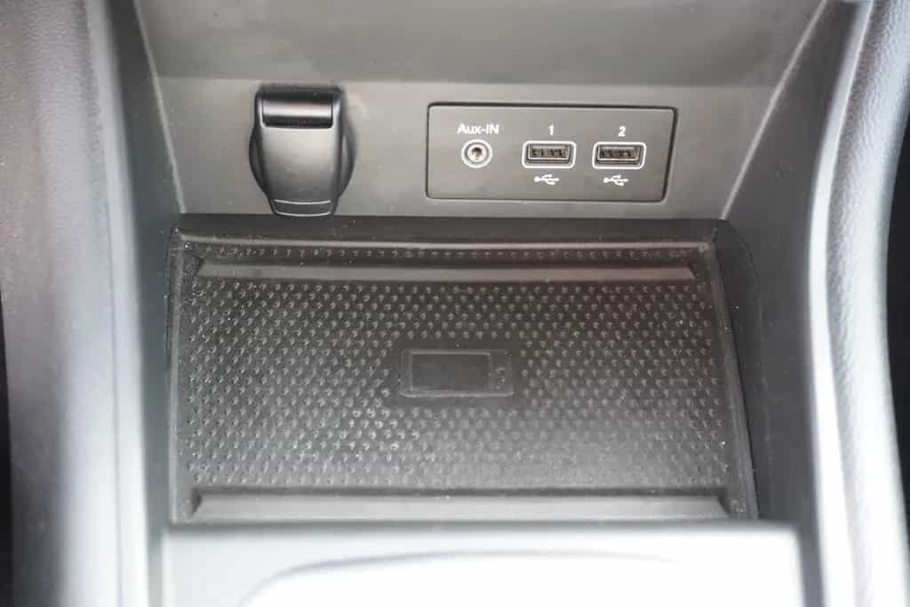 Renault Captur 1.3 TCE Intens LED Navi Sitzheizung DAB 09/2020-photo-32