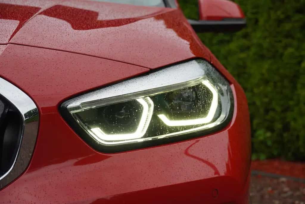 BMW 118 i Advantage LED Navi Totwinkel Kamera PDC 08/2021-photo-32