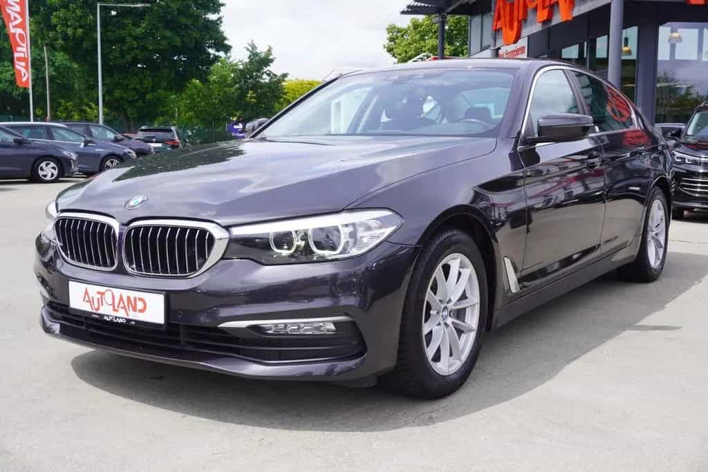 BMW 520 i Lim. Aut. LED Navi Tempomat Leder Kamera 05/2018-photo-1