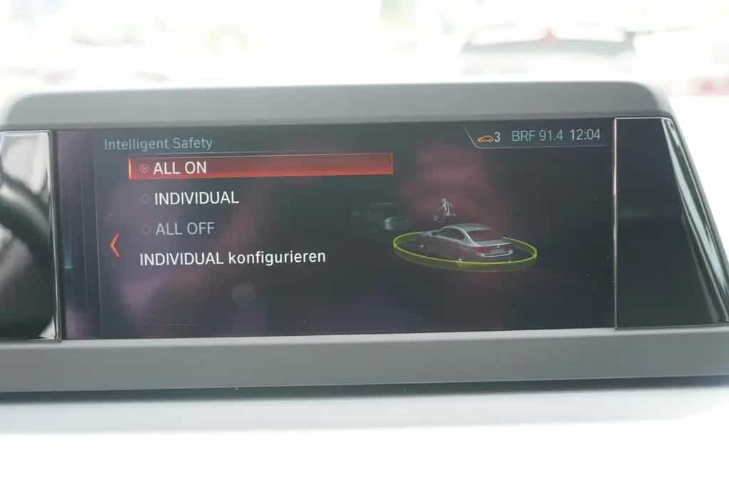 BMW 520 i Lim. Aut. LED Navi Tempomat Leder Kamera 05/2018-photo-27