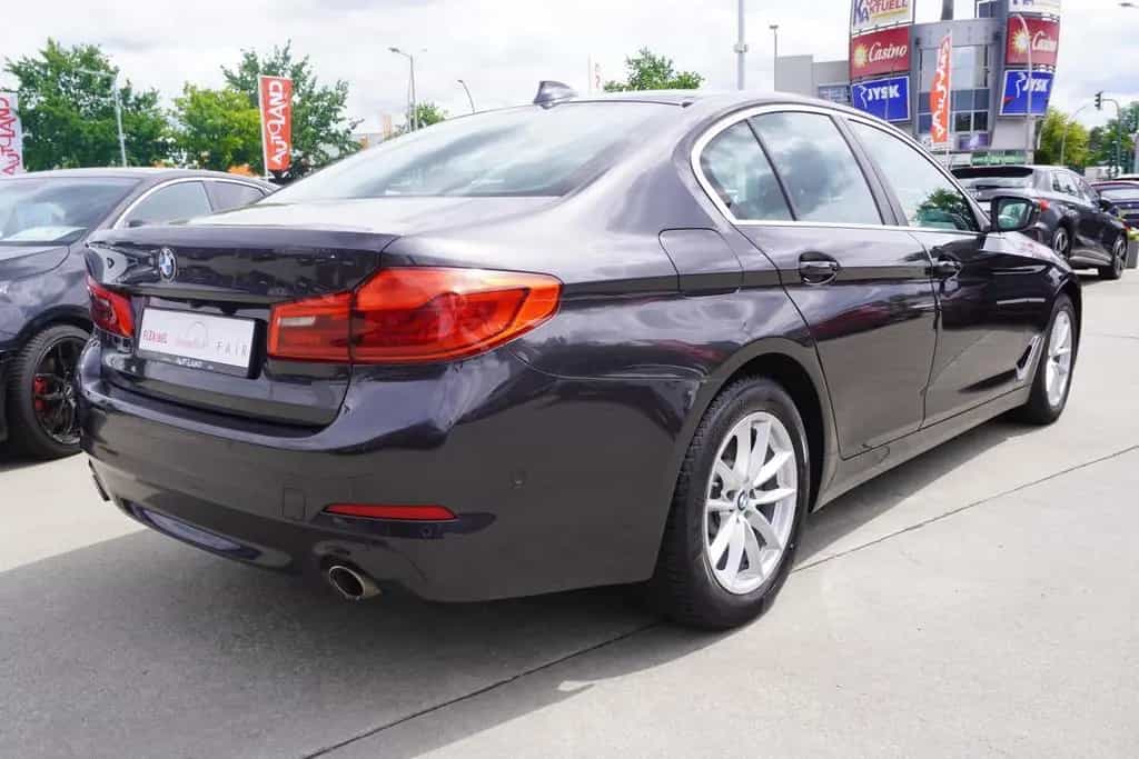 BMW 520 i Lim. Aut. LED Navi Tempomat Leder Kamera 05/2018-photo-3
