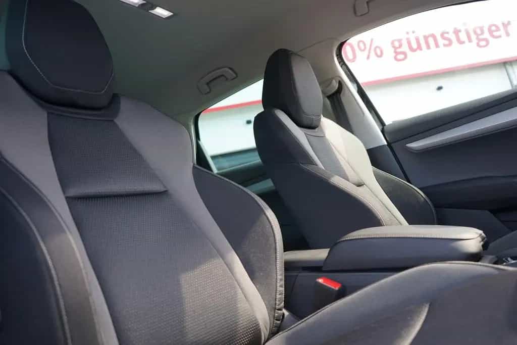 Skoda Karoq 1.5 TSI Tour VC LED Navi ACC Kamera DAB 04/2022-photo-15