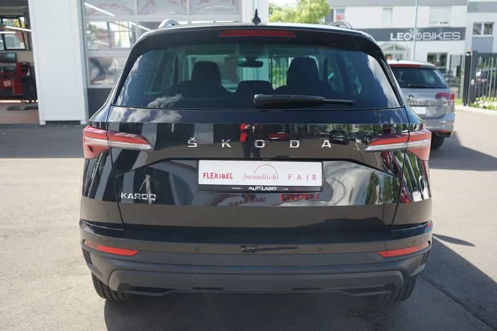 Skoda Karoq 1.5 TSI Tour VC LED Navi ACC Kamera DAB 04/2022-photo-17