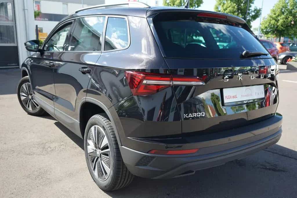 Skoda Karoq 1.5 TSI Tour VC LED Navi ACC Kamera DAB 04/2022-photo-20