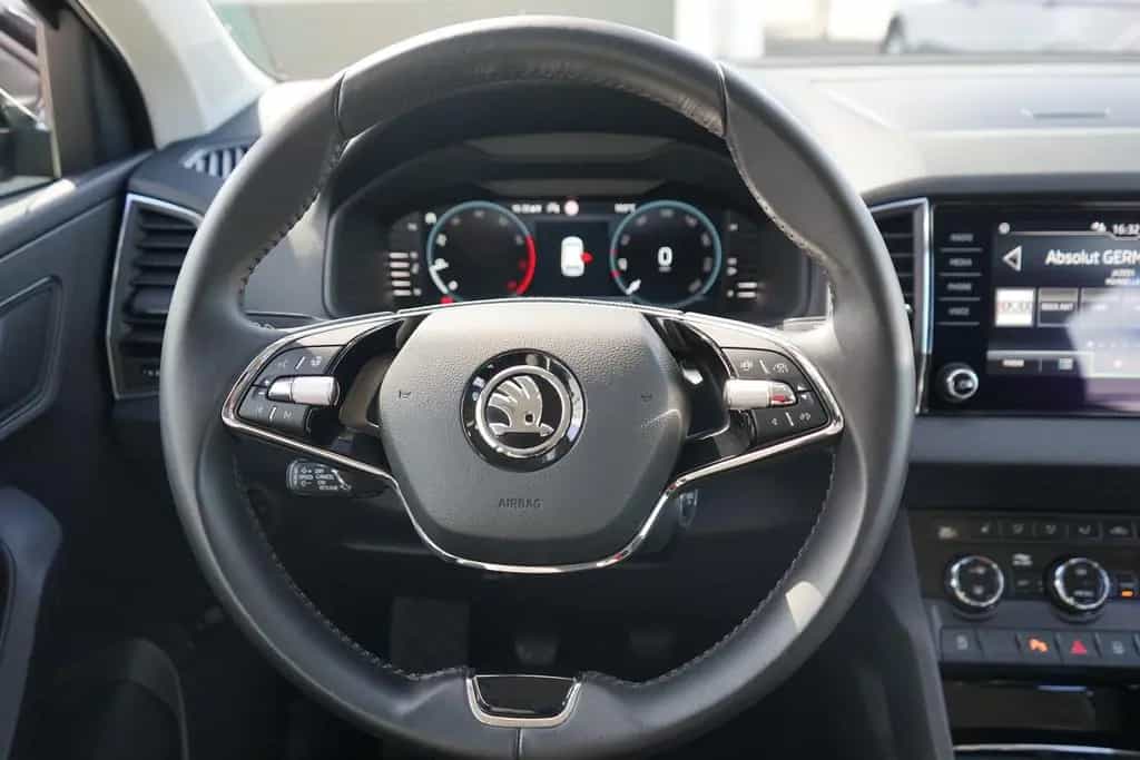 Skoda Karoq 1.5 TSI Tour VC LED Navi ACC Kamera DAB 04/2022-photo-29