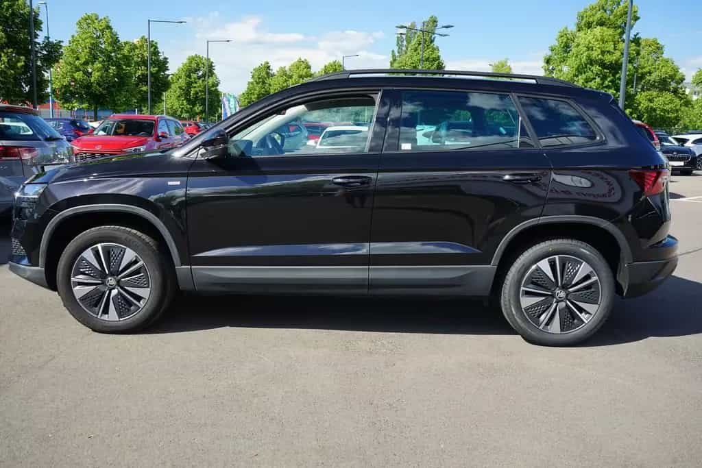 Skoda Karoq 1.5 TSI Tour VC LED Navi ACC Kamera DAB 04/2022-photo-3