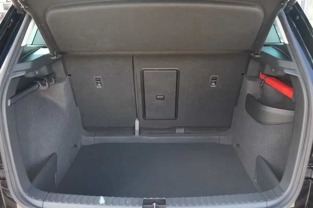 Skoda Karoq 1.5 TSI Tour VC LED Navi ACC Kamera DAB 04/2022-photo-7