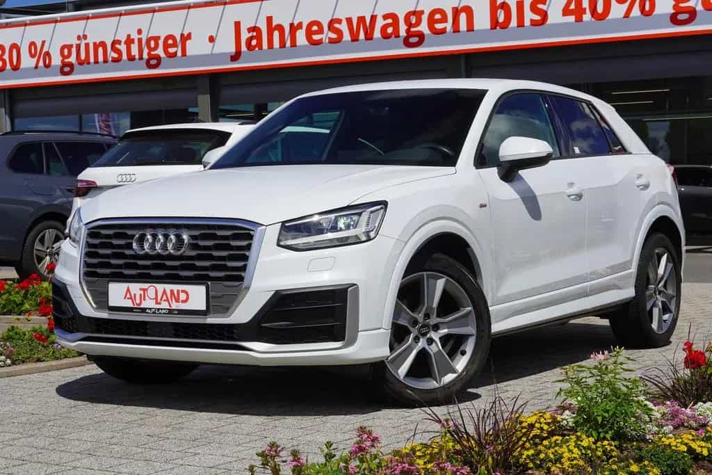 Audi Q2 35 1.5 TFSI S line LED Tempomat AHK PDC Navi 05/2020-photo-1