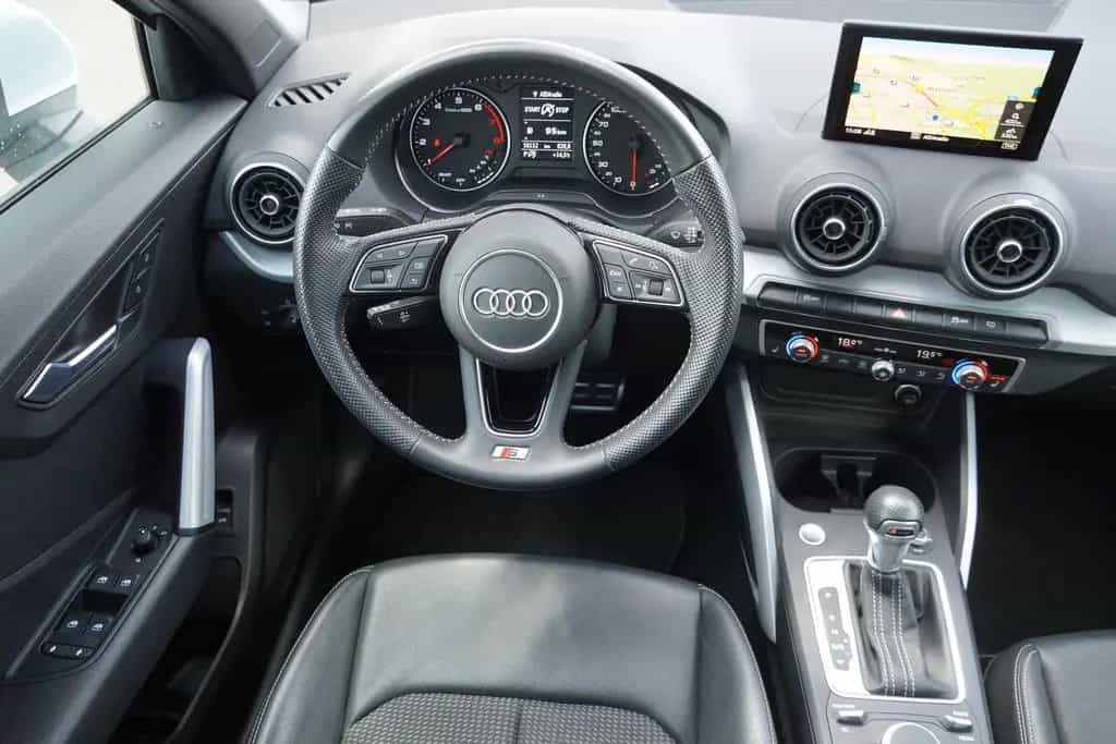 Audi Q2 35 1.5 TFSI S line LED Tempomat AHK PDC Navi 05/2020-photo-11